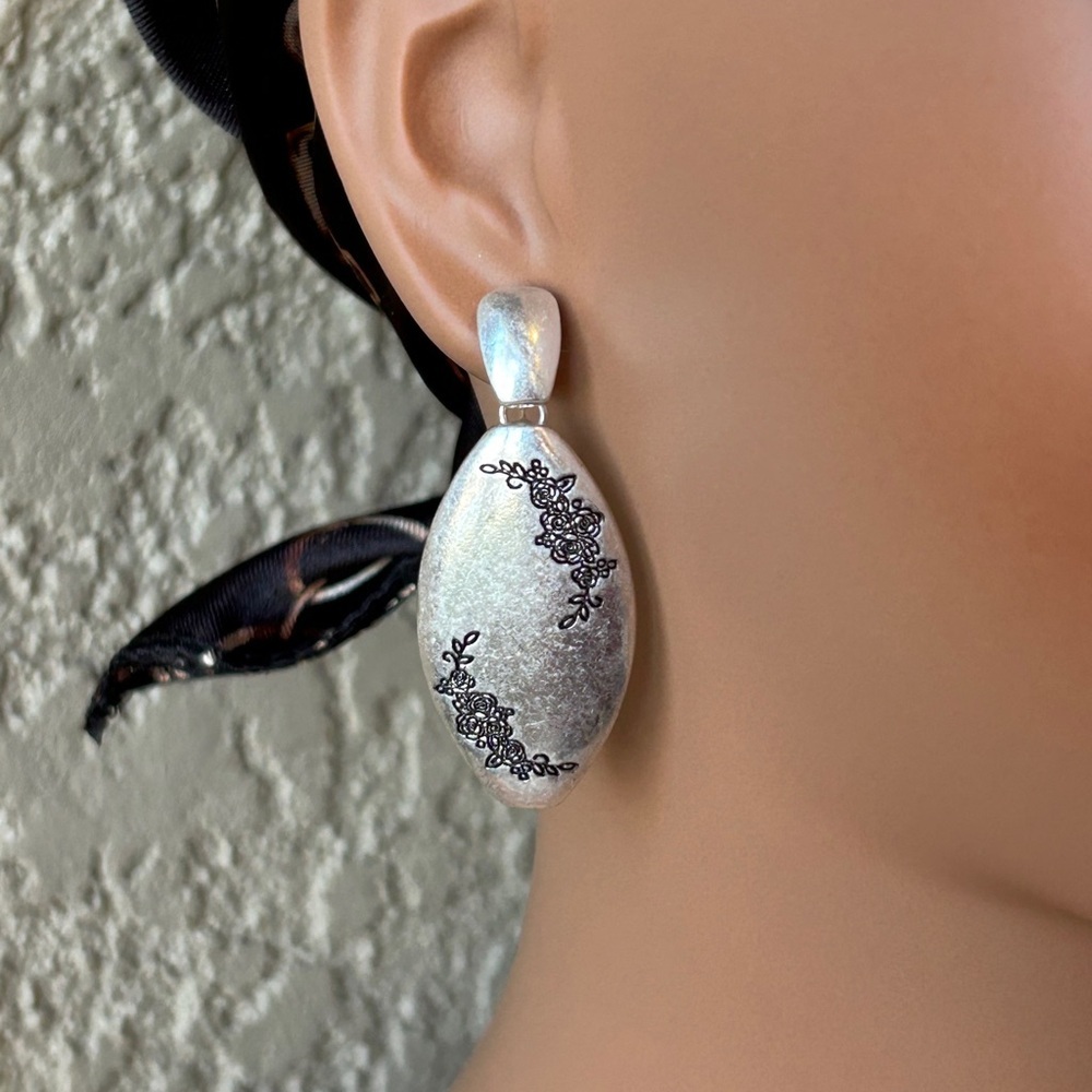 Chic Brushed Silver Earrings with Black Floral Detailing